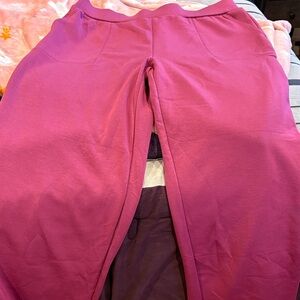 Mondetta NWOT wide leg joggers